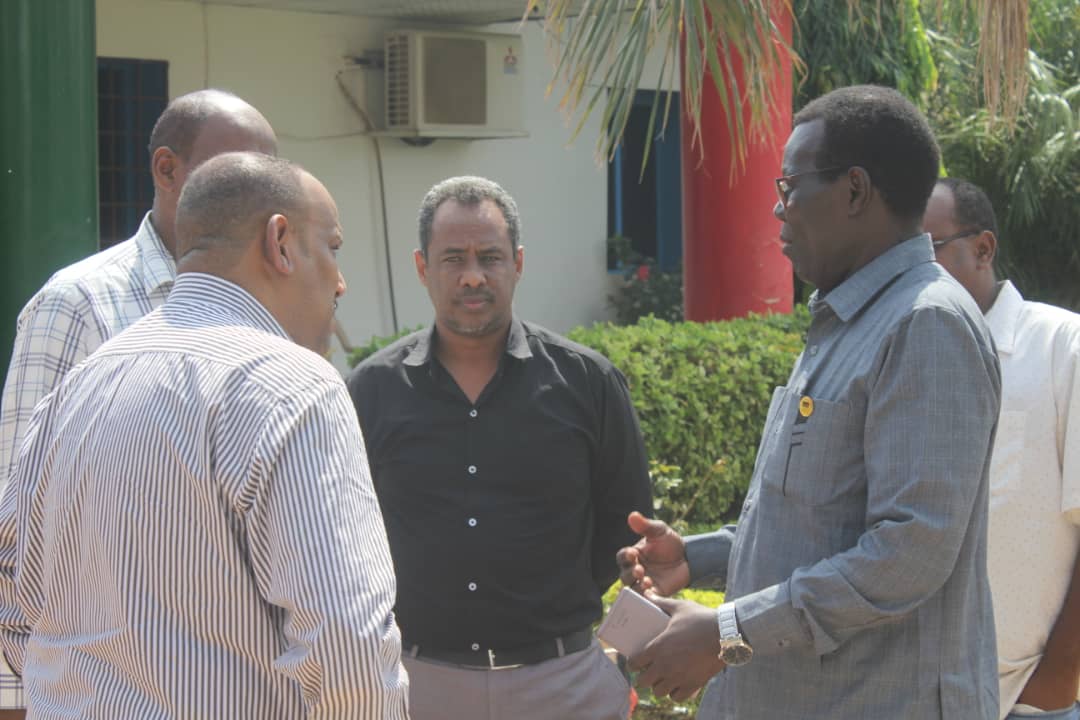 رئيس اللجنة الأولمبية لجنوب السودان يزور اللجنة الأولمبية السودانية